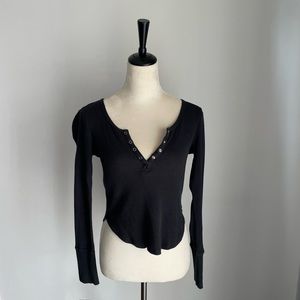 Black Henly Thermal Top